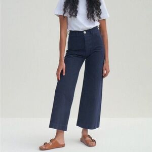 Jesse Kamm navy sailors size 6.